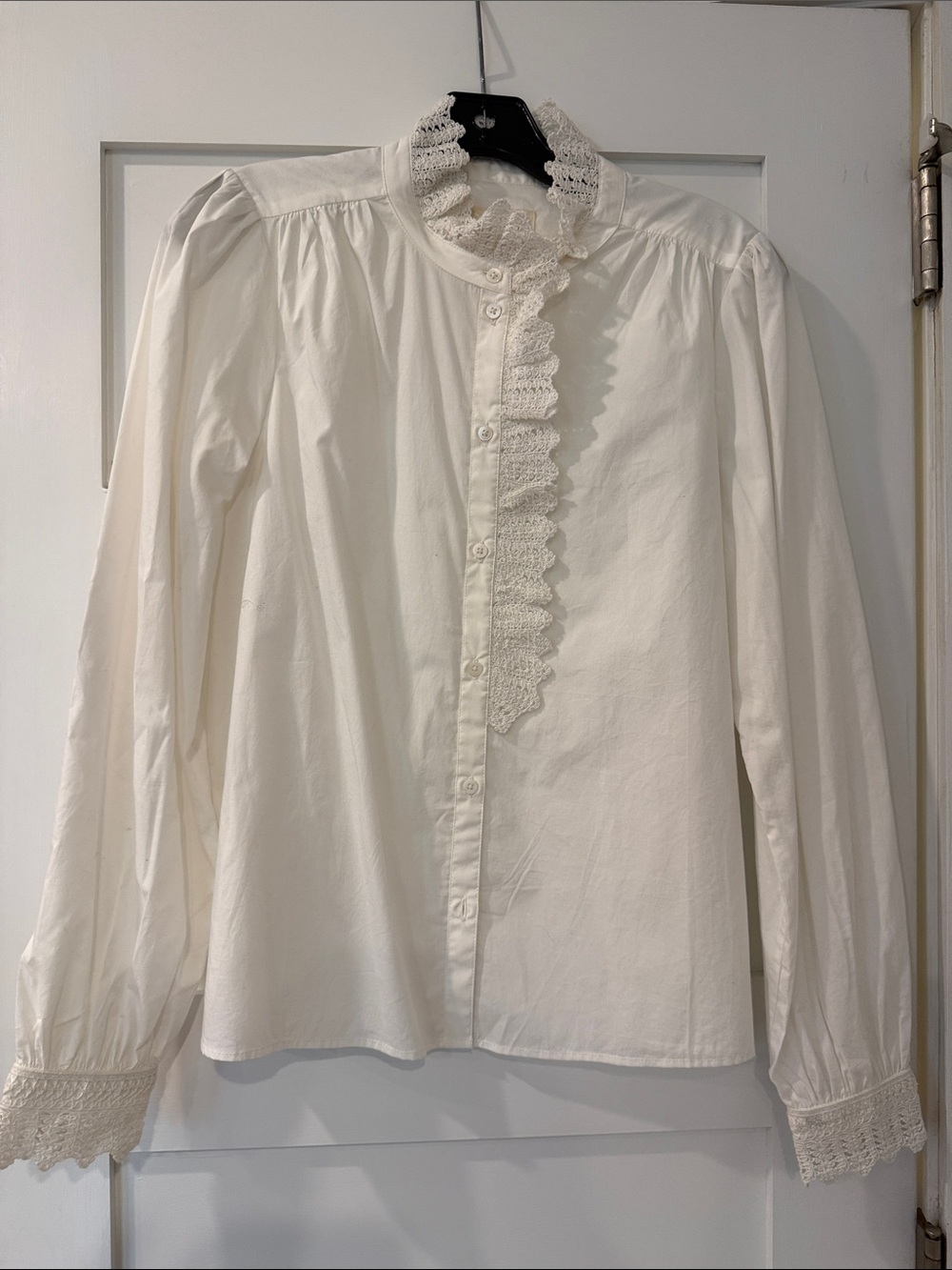 Sezane Chlo Shirt - Ecru Poplin - Picture 4 of 8